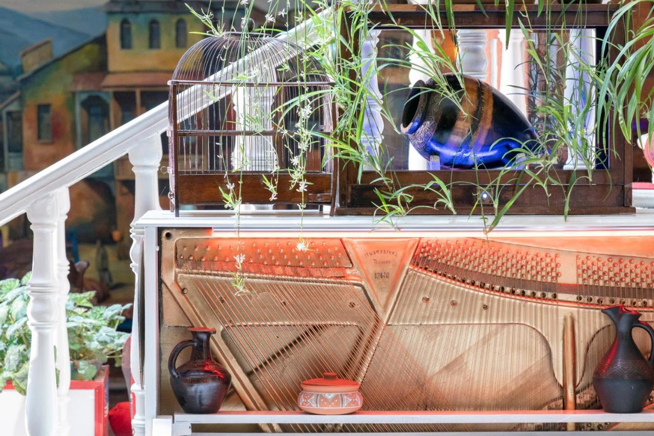 Elia Boutique Hostel & Apart-Hotel Tbilisi Ngoại thất bức ảnh