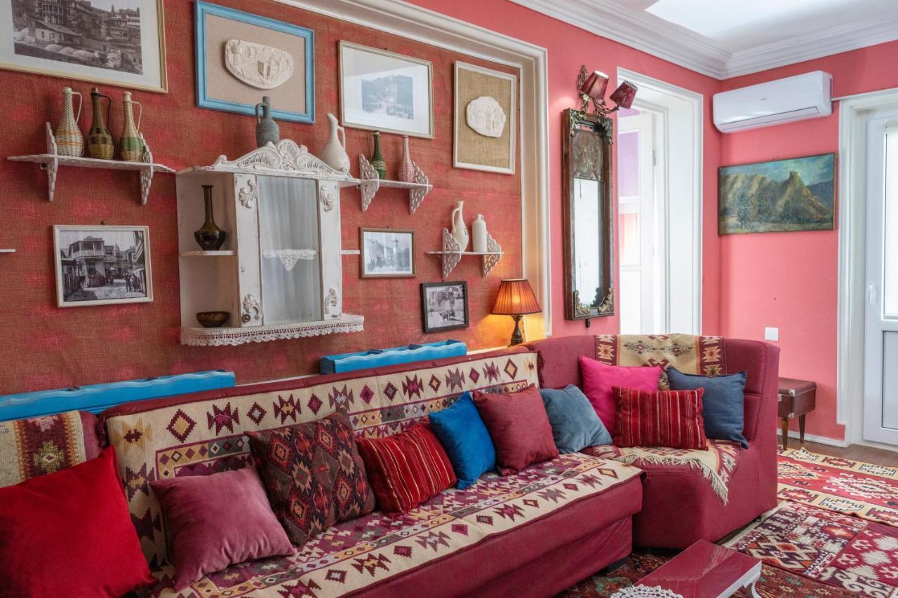 Elia Boutique Hostel & Apart-Hotel Tbilisi Ngoại thất bức ảnh