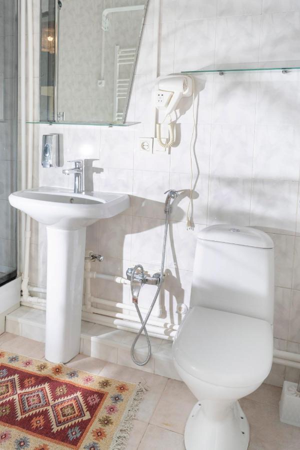 Elia Boutique Hostel & Apart-Hotel Tbilisi Ngoại thất bức ảnh