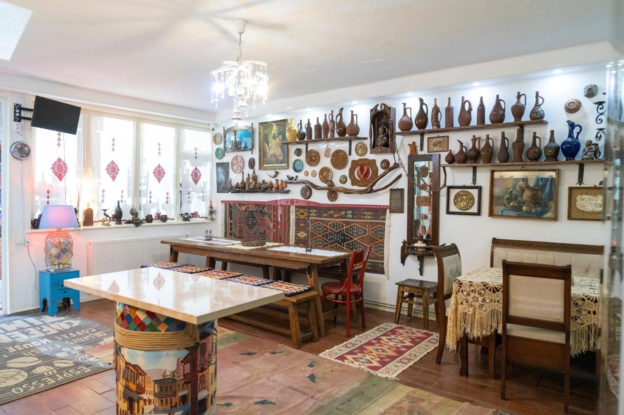 Elia Boutique Hostel & Apart-Hotel Tbilisi Ngoại thất bức ảnh